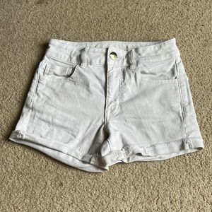 American eagle white shorts